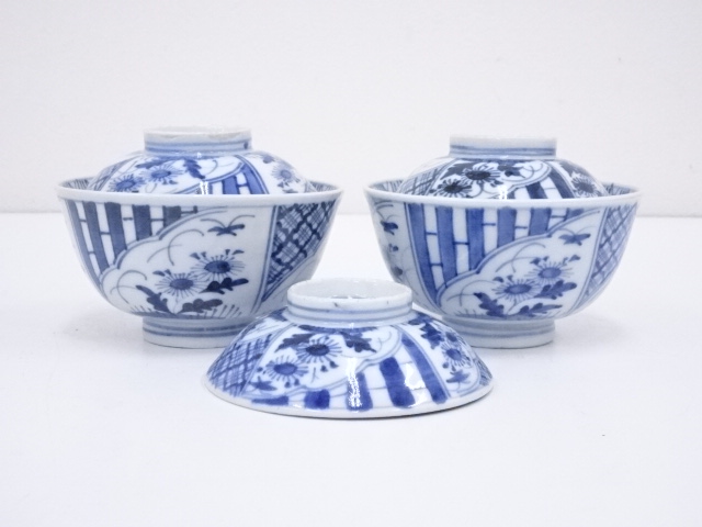 ANTIQUE JAPANESE IMARI / MEIJI ERA / LIDDED TEA BOWL SET OF 2  / BLUE & WHITE PORCELAIN